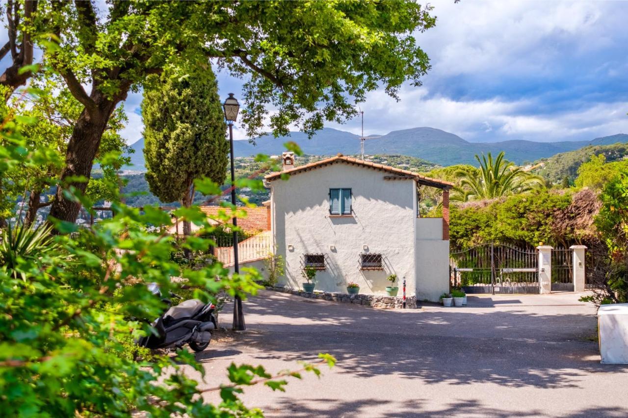 Bas De Villa, Piscine, 3 Etoiles Saint-Paul-de-Vence Ngoại thất bức ảnh